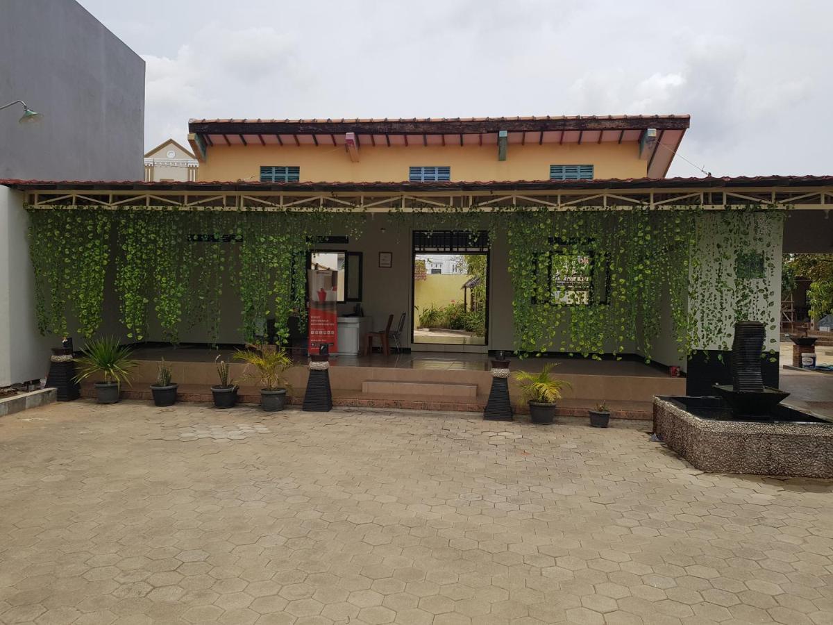Villetta House Syariah Kudus Exterior photo